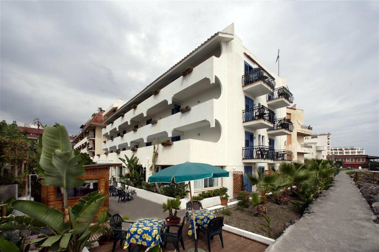 Baia Degli Dei Apartment Giardini Naxos Exterior photo